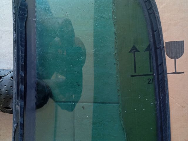 bontott SKODA ROOMSTER Bal C Oszlop Oldalablak Üveg