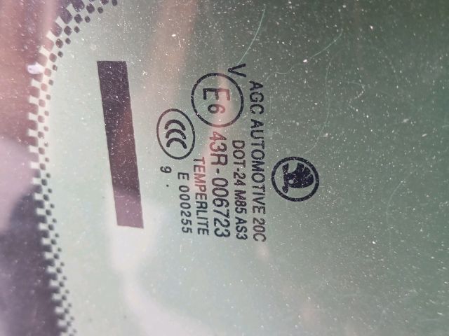 bontott SKODA ROOMSTER Bal C Oszlop Oldalablak Üveg