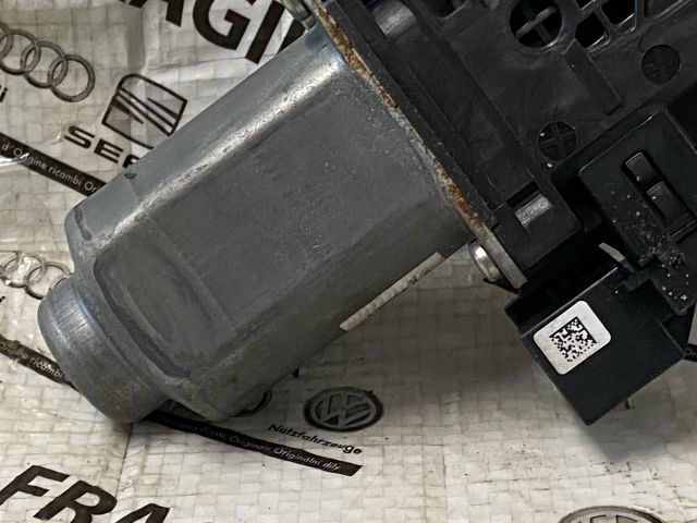 bontott SKODA ROOMSTER Bal első Ablakemelő Motor