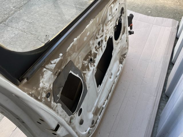 bontott SKODA ROOMSTER Bal első Ajtó (Üres lemez)