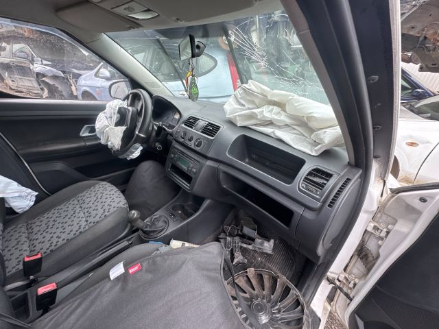 bontott SKODA ROOMSTER Bal első Ajtóbehúzó