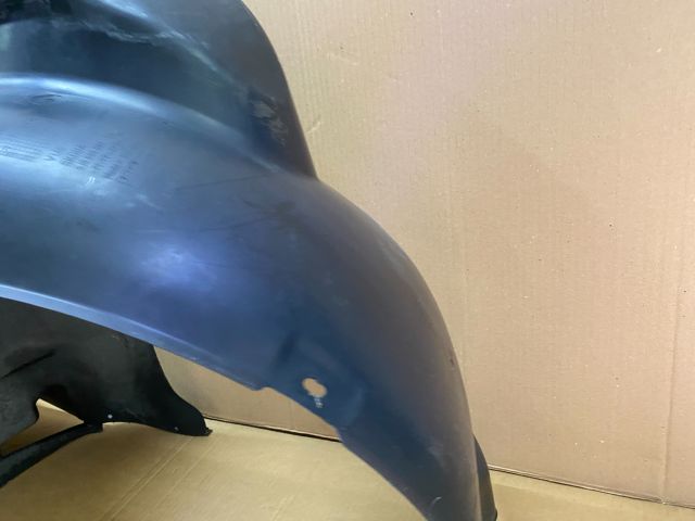 bontott SKODA ROOMSTER Bal első Dobbetét (Kerékjárati, Műanyag)