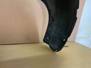 bontott SKODA ROOMSTER Bal első Dobbetét (Kerékjárati, Műanyag)