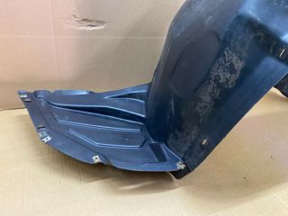 bontott SKODA ROOMSTER Bal első Dobbetét (Kerékjárati, Műanyag)