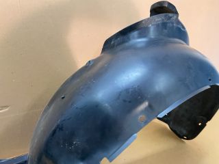 bontott SKODA ROOMSTER Bal első Dobbetét (Kerékjárati, Műanyag)