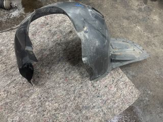 bontott SKODA ROOMSTER Bal első Dobbetét (Kerékjárati, Műanyag)