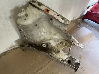 bontott SKODA ROOMSTER Bal első Hossznyúlvány