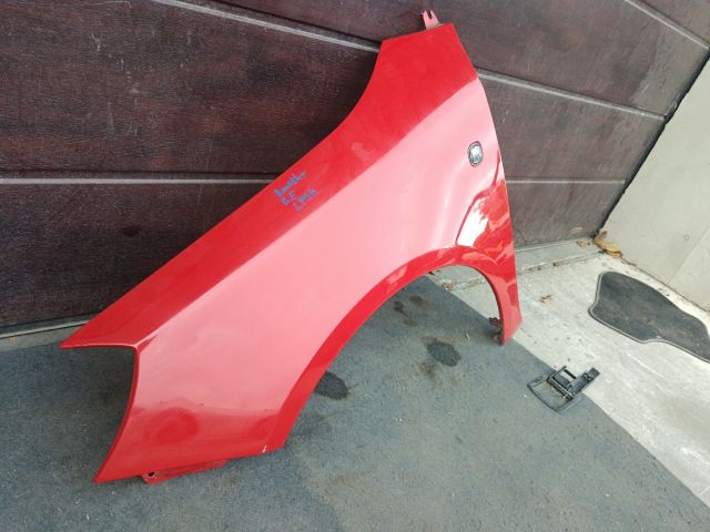 bontott SKODA ROOMSTER Bal első Sárvédő