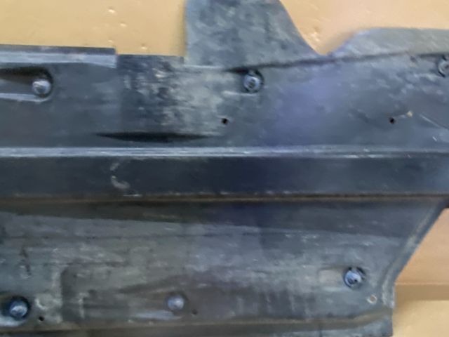 bontott SKODA ROOMSTER Bal Fenéklemez