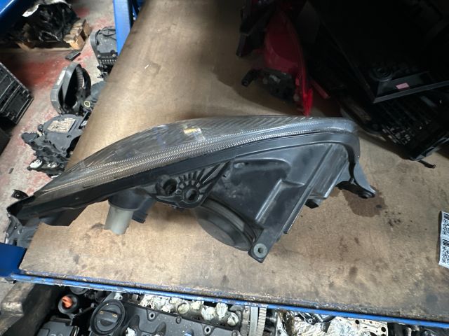 bontott SKODA ROOMSTER Bal Fényszóró