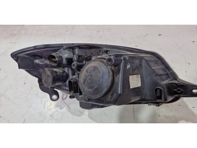 bontott SKODA ROOMSTER Bal Fényszóró