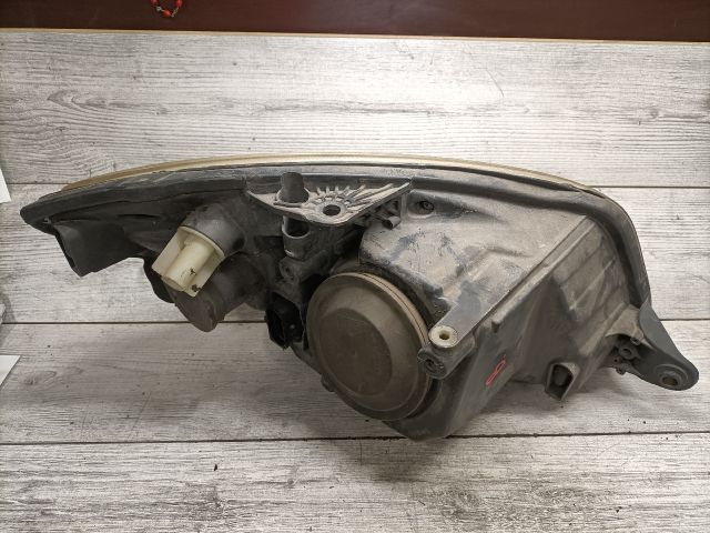 bontott SKODA ROOMSTER Bal Fényszóró