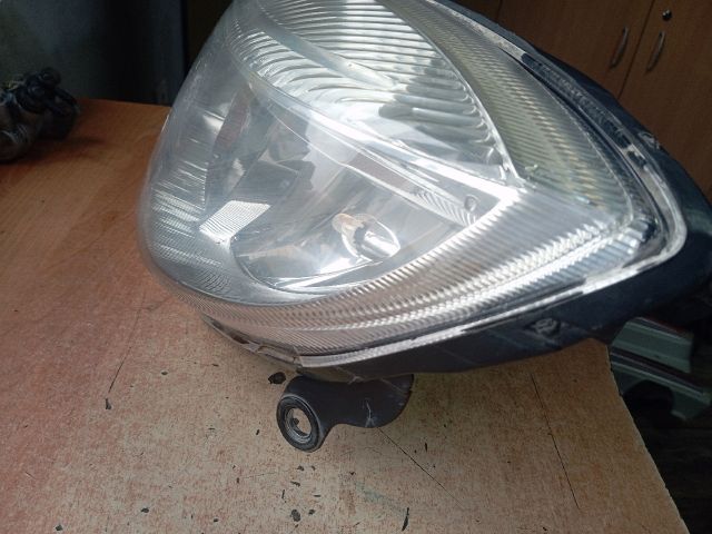 bontott SKODA ROOMSTER Bal Fényszóró