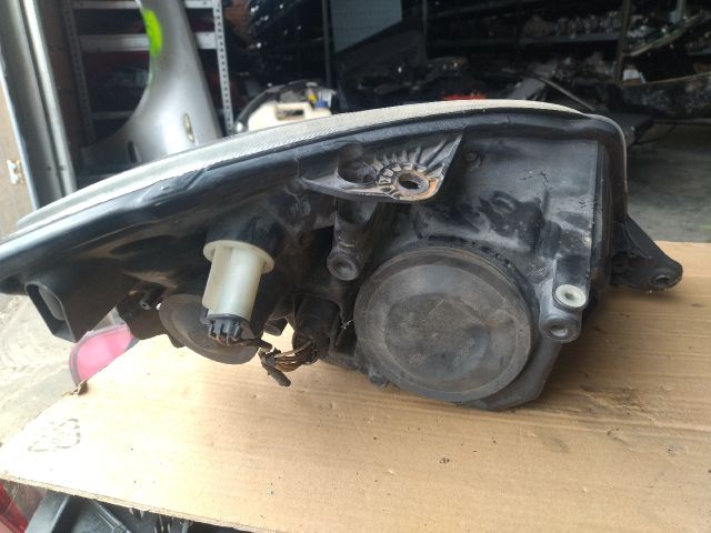 bontott SKODA ROOMSTER Bal Fényszóró