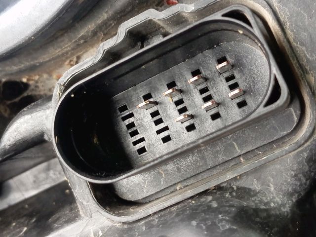 bontott SKODA ROOMSTER Bal Fényszóró