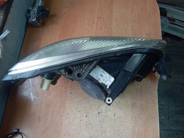 bontott SKODA ROOMSTER Bal Fényszóró