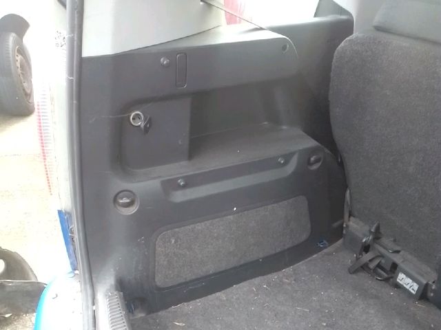 bontott SKODA ROOMSTER Bal hátsó Csomagtér Burkolat (Műanyag)