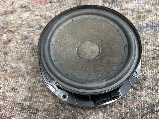 bontott SKODA ROOMSTER Bal hátsó Hangszóró