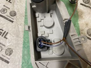 bontott SKODA ROOMSTER Bal Hátsó Lámpa Foglalat