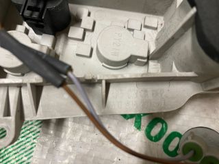 bontott SKODA ROOMSTER Bal Hátsó Lámpa Foglalat