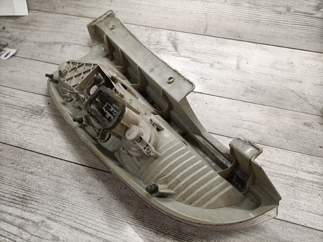 bontott SKODA ROOMSTER Bal Hátsó Lámpa