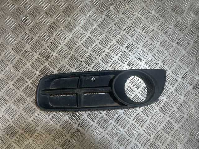 bontott SKODA ROOMSTER Bal Ködlámpa Rács