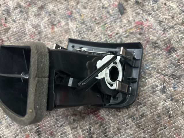 bontott SKODA ROOMSTER Bal Szellőző