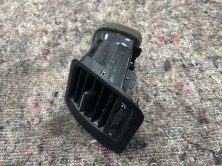 bontott SKODA ROOMSTER Bal Szellőző