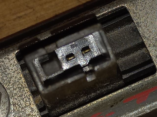 bontott SKODA ROOMSTER Csomagtér Nyitó Kar / Gomb