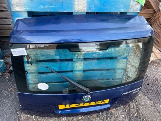 bontott SKODA ROOMSTER Csomagtérajtó (Részeivel)