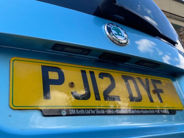 bontott SKODA ROOMSTER Csomagtérajtó (Részeivel)