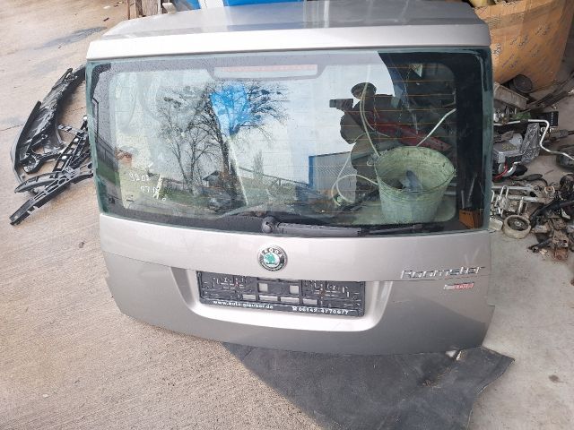 bontott SKODA ROOMSTER Csomagtérajtó (Részeivel)