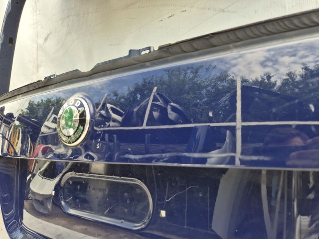 bontott SKODA ROOMSTER Csomagtérajtó (Üres lemez)