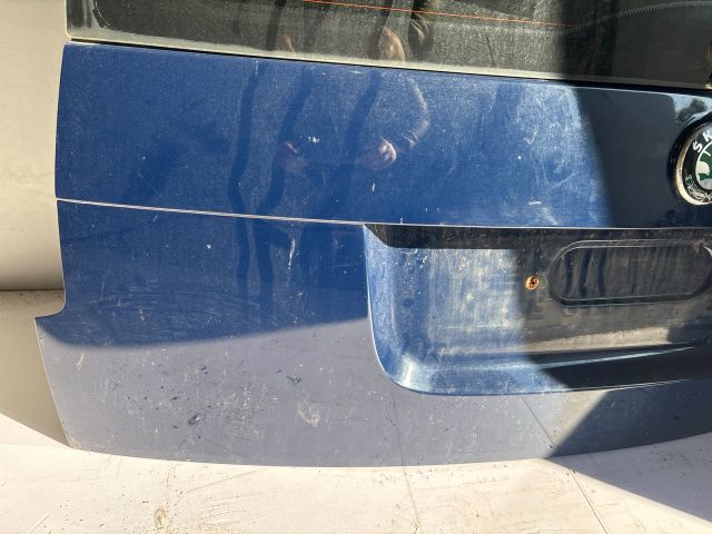 bontott SKODA ROOMSTER Csomagtérajtó (Üres lemez)