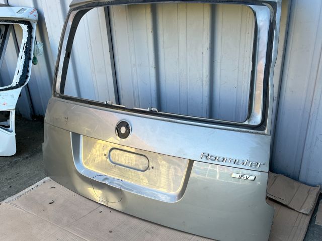 bontott SKODA ROOMSTER Csomagtérajtó (Üres lemez)