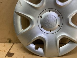 bontott SKODA ROOMSTER Dísztárcsa (1 db)