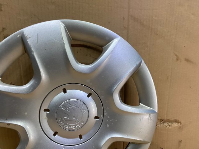 bontott SKODA ROOMSTER Dísztárcsa (1 db)