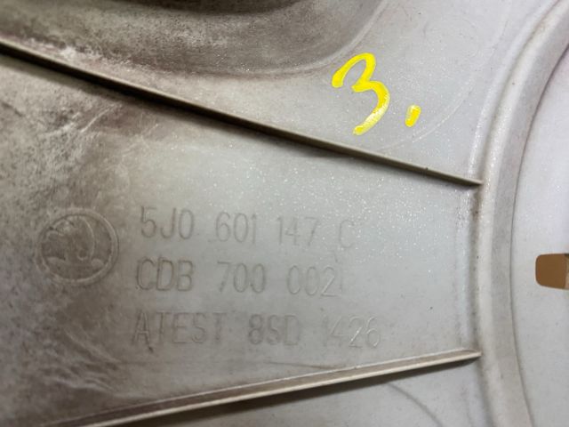 bontott SKODA ROOMSTER Dísztárcsa (1 db)