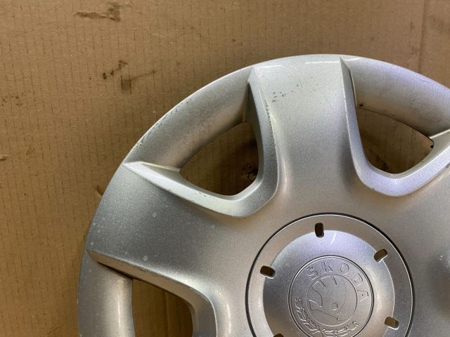 bontott SKODA ROOMSTER Dísztárcsa (1 db)
