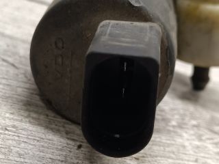 bontott SKODA ROOMSTER Első Ablakmosó Szivattyú