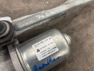 bontott SKODA ROOMSTER Első Ablaktörlő Motor