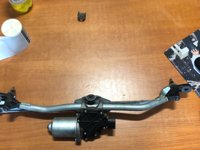 bontott SKODA ROOMSTER Első Ablaktörlő Szerkezet Motorral