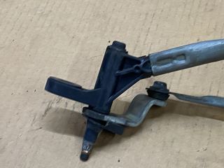 bontott SKODA ROOMSTER Első Ablaktörlő Szerkezet Motorral