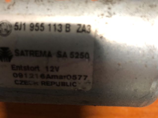 bontott SKODA ROOMSTER Első Ablaktörlő Szerkezet Motorral