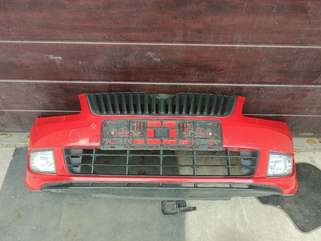 bontott SKODA ROOMSTER Első Lökhárító (Részeivel)