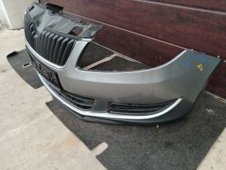 bontott SKODA ROOMSTER Első Lökhárító (Részeivel)