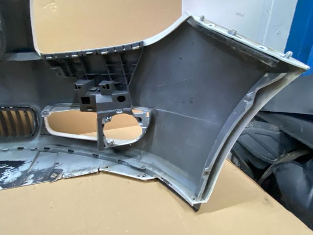 bontott SKODA ROOMSTER Első Lökhárító (Részeivel)