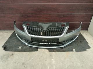 bontott SKODA ROOMSTER Első Lökhárító (Részeivel)