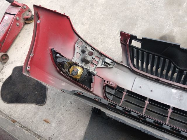 bontott SKODA ROOMSTER Első Lökhárító (Részeivel)