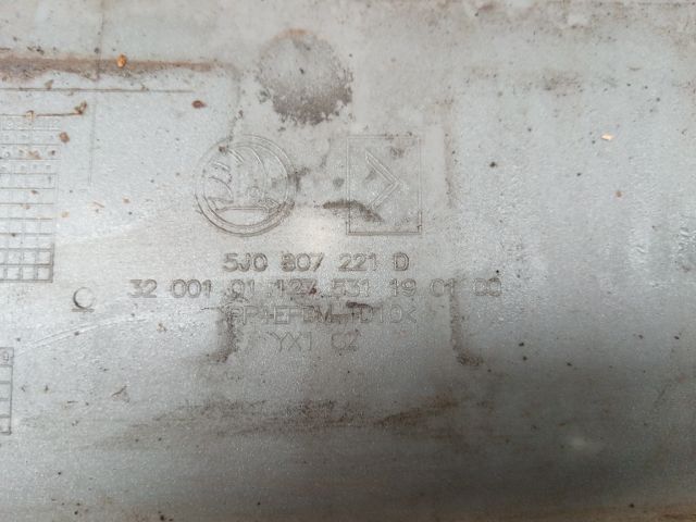 bontott SKODA ROOMSTER Első Lökhárító (Részeivel)